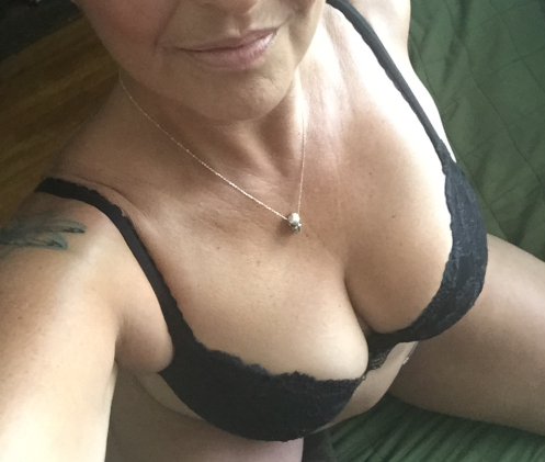Selfie coquin en lingerie